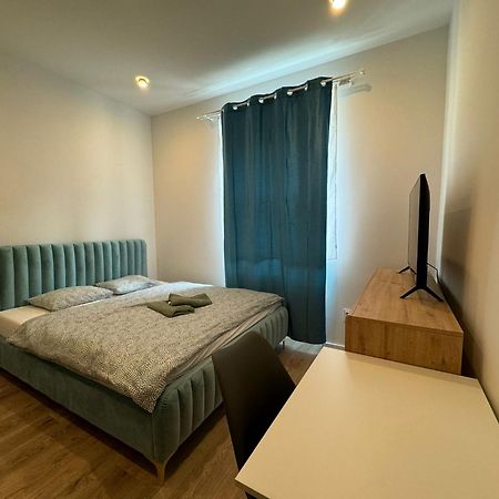 Central Newest Studio Bastova Kosice Ngoại thất bức ảnh